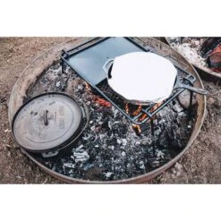 Campfire Pre Seasoned Cast Iron Camp Oven 9 Quart -Camping Series Shop BCF 213608 10 hi res