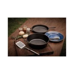 Campfire Cast Iron Quart Combo Cooker -Camping Series Shop BCF 601031 04 hi res