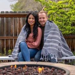 Peakform 6ft Centrefold Blow Mould Bench Seat 17 Peakform 6ft Centrefold Blow Mould Bench Seat -Camping Series Shop BCF 634173 06 hi res